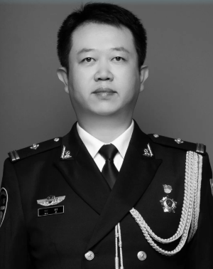 鼎和网 兰州监狱一监区教导员田雨执勤时倒地殉职，年仅45岁_大皖新闻 | 安徽网